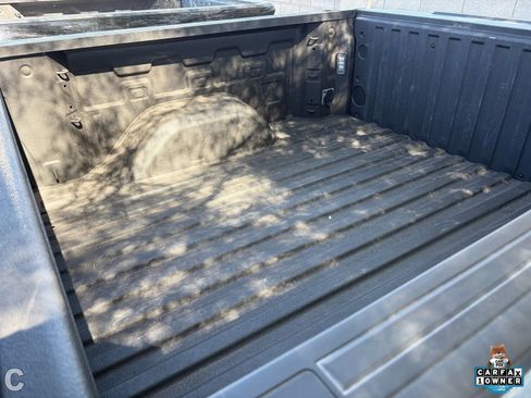 Certified 2025 Chevrolet Silverado 1500 Custom RWD image 9