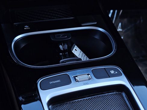 Used 2025 Mercedes-Benz CLA 250 image 36
