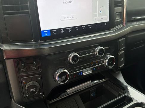 Used 2024 Ford F350 Lariat w/ Sport Appearance Package AWD/4WD image 13