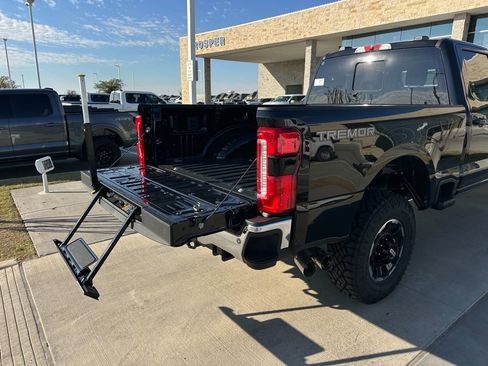 New 2026 Ford F250 Lariat w/ Tremor Off-Road Package image 65