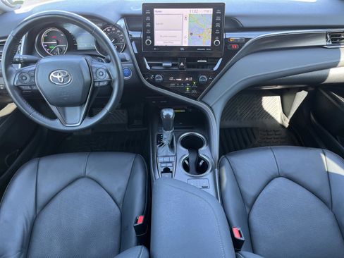 Used 2024 Toyota Camry XSE image 11