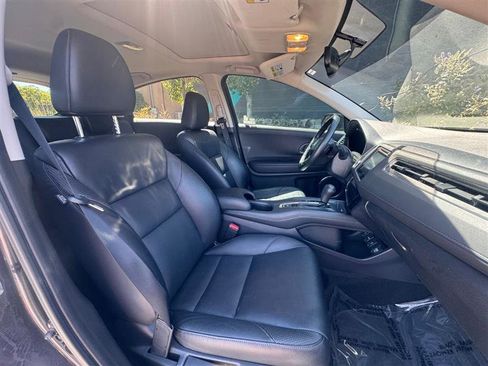 Used 2018 Honda HR-V EX-L image 14