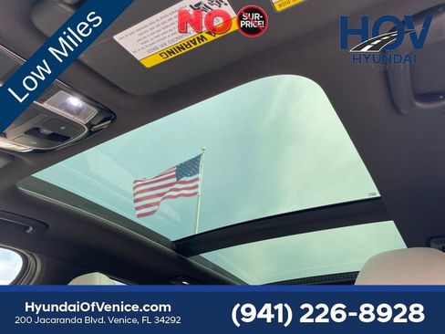 Certified 2025 Hyundai Tucson Limited FWD image 13