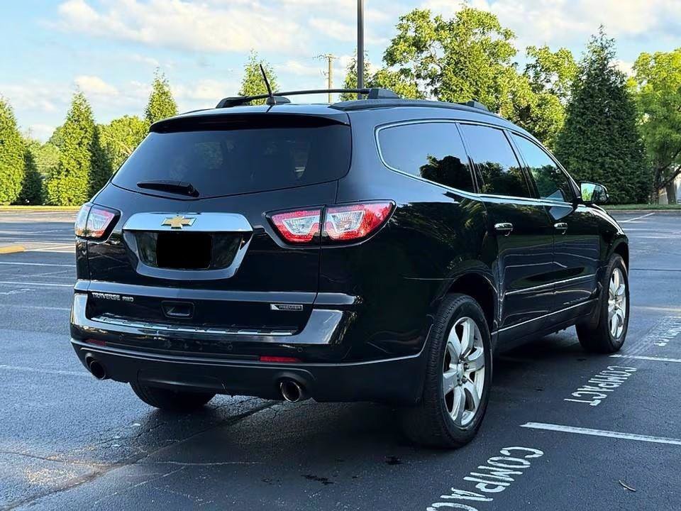 Used 2017 Chevrolet Traverse Premier AWD/4WD image 8