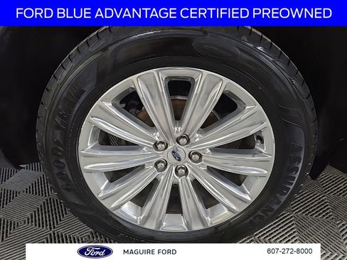 Used 2020 Ford Explorer Limited w/ Class III Trailer Tow Package AWD/4WD image 18