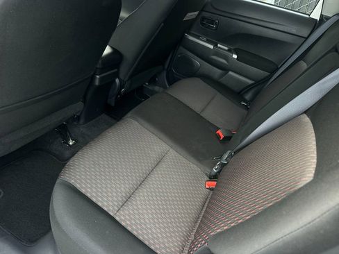 Used 2018 Mitsubishi Outlander Sport ES image 12