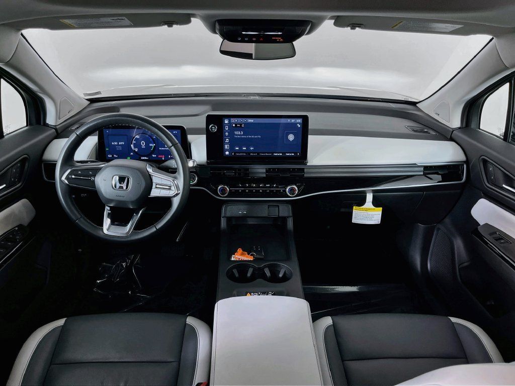 Used 2025 Honda Prologue Touring image 12