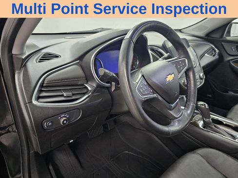 Used 2019 Chevrolet Malibu Premier w/ Sun and Wheel Package FWD image 12