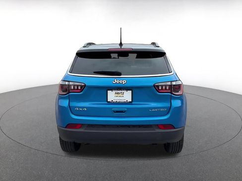 Used 2025 Jeep Compass Limited AWD/4WD image 10