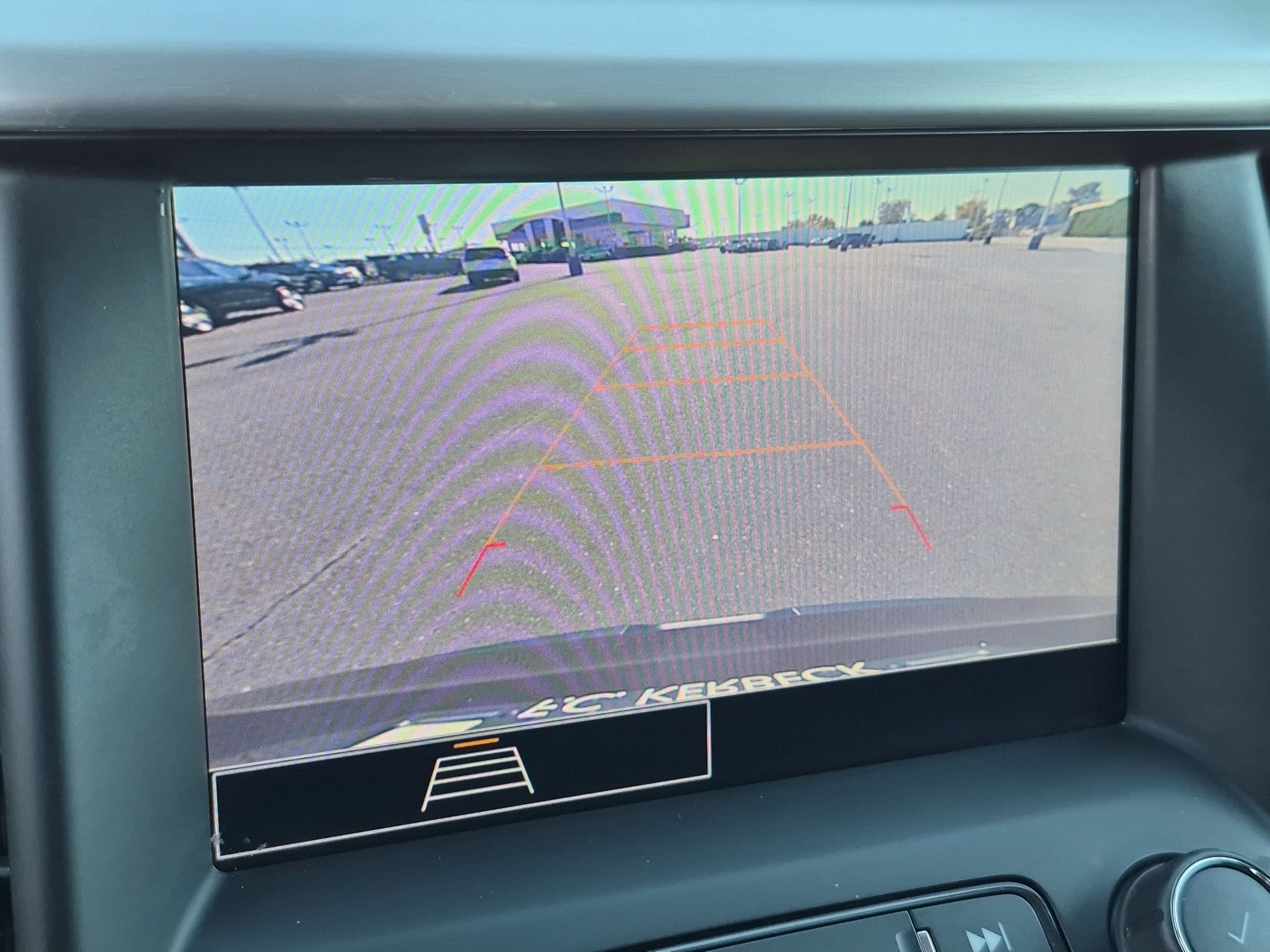 Used 2020 GMC Acadia SLE w/ Driver Convenience Package FWD image 15