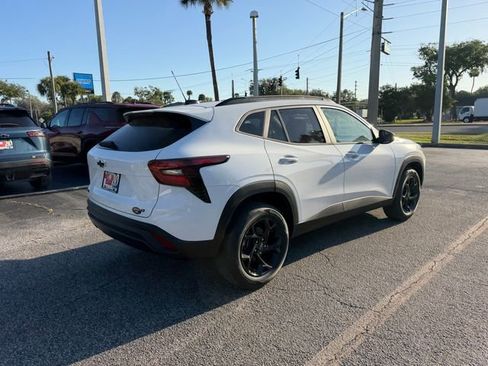 New 2026 Chevrolet Trax LT FWD image 11