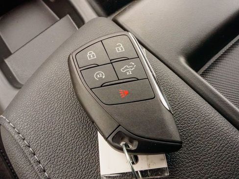 New 2026 GMC Sierra 2500 SLE w/ Preferred Package image 22