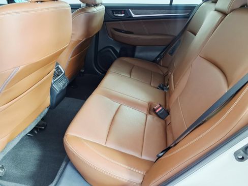 Used 2019 Subaru Outback 2.5i Touring w/ Popular Package #3A AWD/4WD image 25