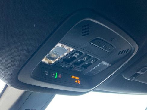 Used 2023 Chevrolet Traverse Premier w/ Redline Edition image 29