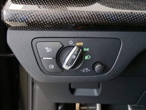 Used 2023 Audi SQ5 Premium Plus w/ Premium Plus Package image 31