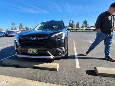 Certified 2024 Subaru Forester Touring w/ Pop Package 2 image 4