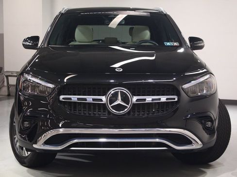 Used 2025 Mercedes-Benz GLA 250 4MATIC image 3