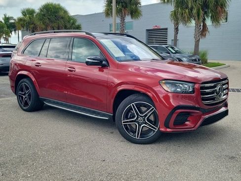 Used 2024 Mercedes-Benz GLS 450 4MATIC image 36