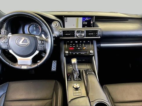 Used 2018 Lexus IS 300 F Sport w/ F Sport Package RWD image 14