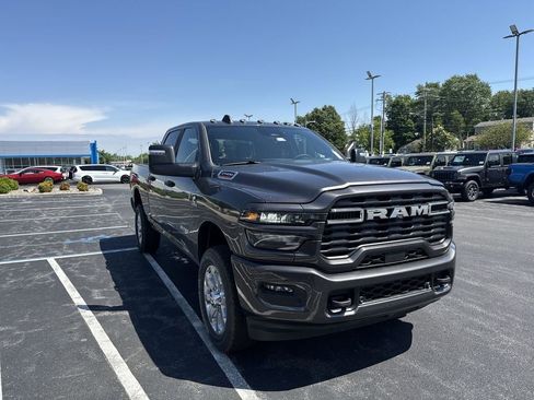 New 2026 RAM 2500 Big Horn AWD/4WD image 15
