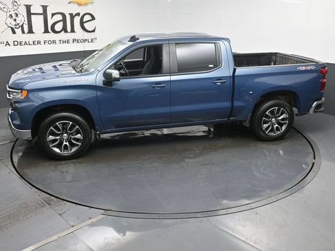 Used 2024 Chevrolet Silverado 1500 LT AWD/4WD image 58