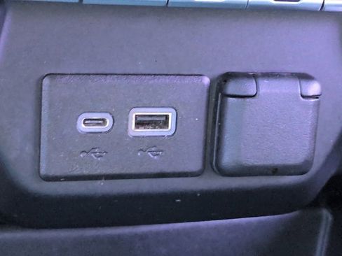 Used 2021 Chevrolet Silverado 1500 LT Trail Boss image 21