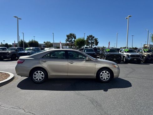Used 2007 Toyota Camry LE FWD image 4