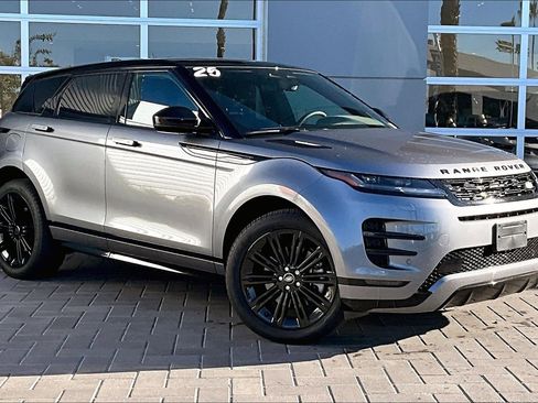 Used 2025 Land Rover Range Rover Evoque Dynamic SE image 3