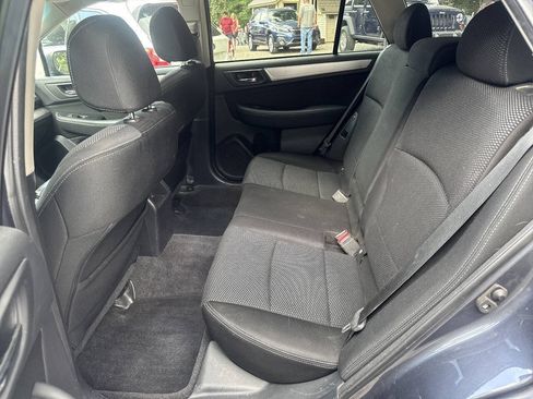 Used 2015 Subaru Outback 2.5i Premium AWD/4WD image 10