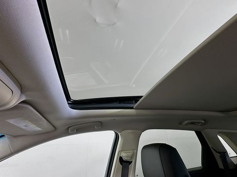 Used 2018 Cadillac XT5 Premium Luxury FWD image 22