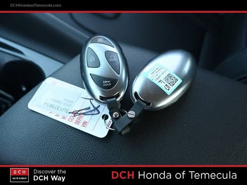 Used 2025 Hyundai Elantra Limited image 14