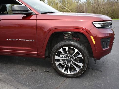Used 2022 Jeep Grand Cherokee L Overland AWD/4WD image 3