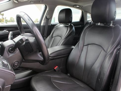 Used 2019 Buick LaCrosse Essence w/ Sun and Shade Package image 10