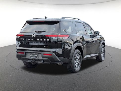 Used 2024 Nissan Pathfinder SV w/ SV Premium Package image 5