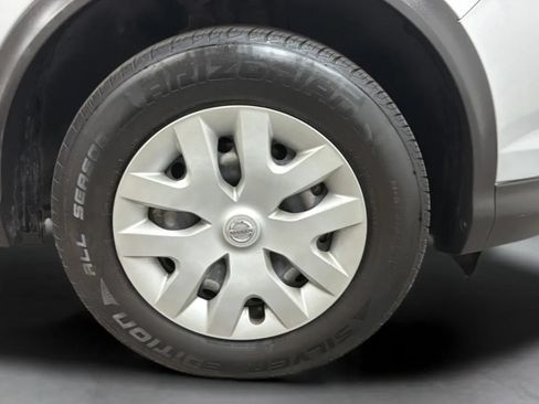 Used 2018 Nissan Rogue Sport S FWD image 24