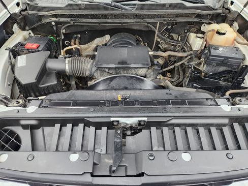 Used 2020 Chevrolet Silverado 2500 LT AWD/4WD image 30