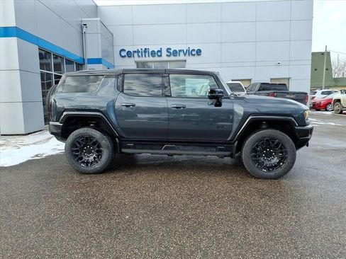 New 2026 GMC Hummer EV SUV image 2