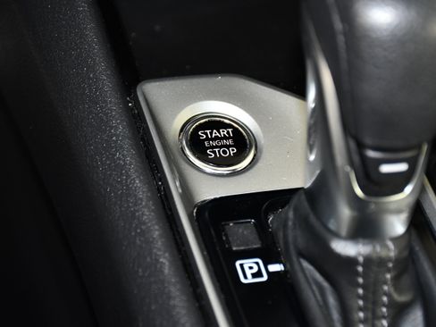 Used 2024 Nissan Altima 2.5 SV FWD image 25