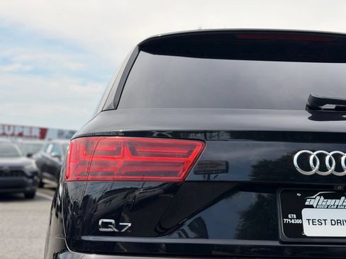 Used 2019 Audi Q7 3.0T Prestige w/ Prestige Package AWD/4WD image 9