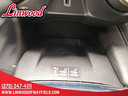 Used 2024 Chevrolet Blazer Premier image 27