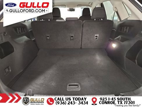 Used 2022 Ford Edge SE image 10