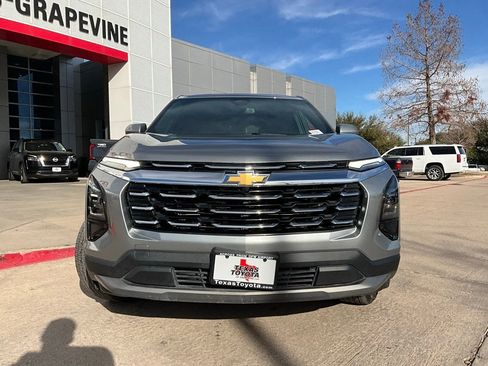 Used 2025 Chevrolet Equinox LT image 4