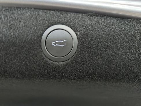 Used 2025 Tesla Model 3 Long Range image 31