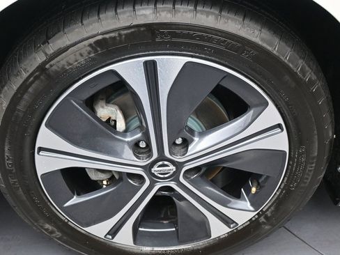 Used 2022 Nissan Leaf SL Plus image 41