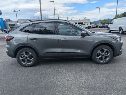 Used 2025 Ford Escape ST-Line Select AWD/4WD image 10