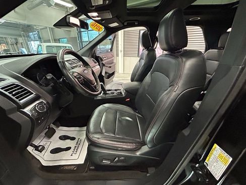 Used 2018 Ford Explorer Sport AWD/4WD image 59