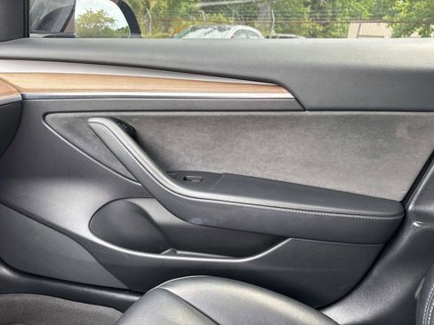 Used 2021 Tesla Model 3 Long Range AWD/4WD image 22