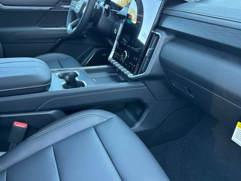 New 2026 GMC Acadia Elevation w/ Super Cruise Package AWD/4WD image 19