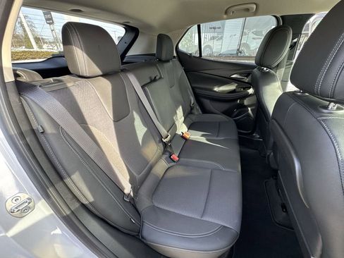 Certified 2022 Buick Encore GX Select w/ Sport Touring Package image 24