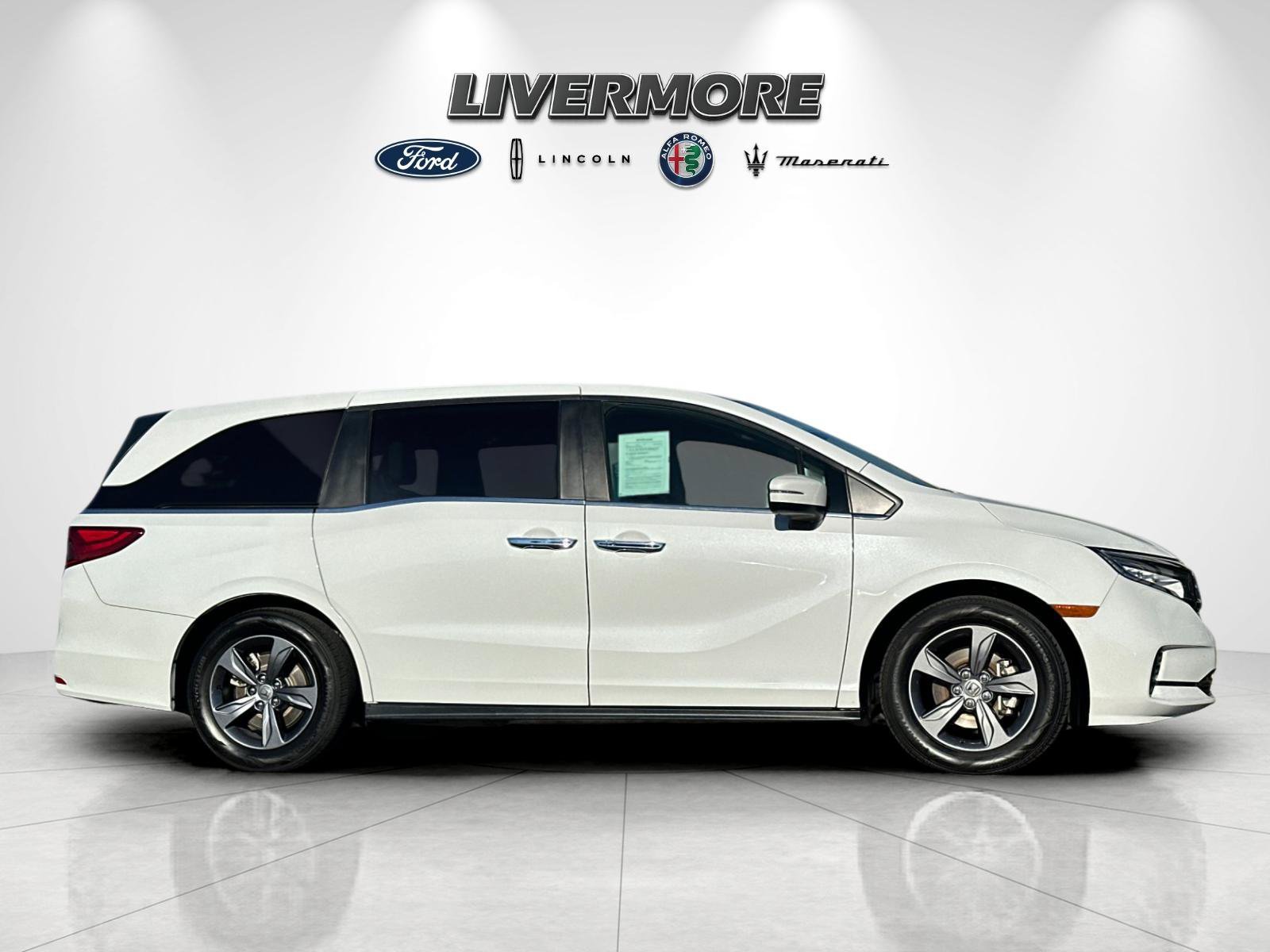 Used 2021 Honda Odyssey EX image 2